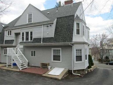 216 Winchester St unit 1, Brookline, MA 02446 - photo 3