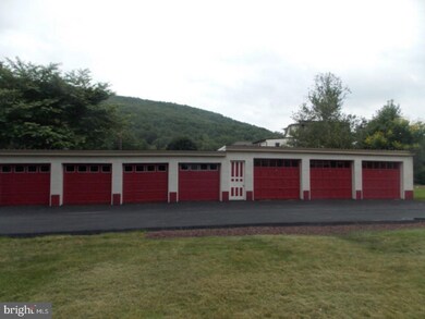 238 Brock St, Ashland, PA 17921 - photo 4