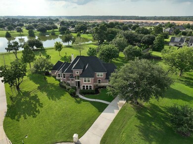 19738 Lake Stone Ct, Tomball, TX 77377 - photo 2