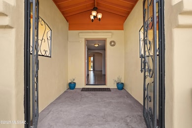 7_4302 e 6th st-42