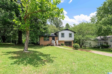 2347 Spencer Ln, Center Point, AL 35215 - photo 2