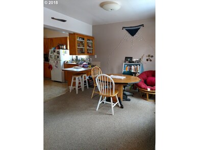 101 N Clark St, Canyon City, OR 97820 - photo 6