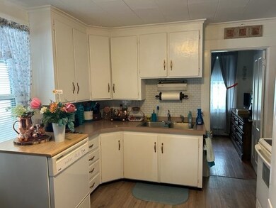 1023 Main St, Berlin, NH 03570 - photo 2