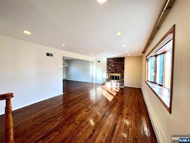 517 Fordham Place, Paramus, NJ 07652 - photo 3