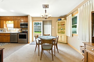 211 Auburn St, Waterloo, IA 50701 - photo 5