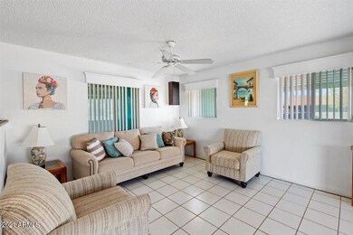 07-Family Room
