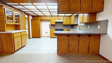 375 N Colbert Dr, Davis, OK 73030 - photo 7