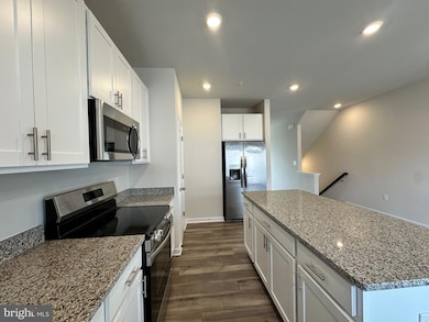 5566 Marksburg Place, Waldorf, MD 20695 - photo 5