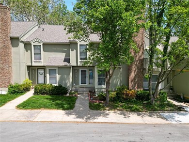 8135 Monrovia St, Lenexa, KS 66215 - photo 2