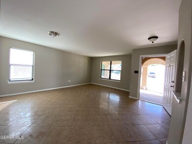 712 Teichelkamp Dr, El Paso, TX 79928 - photo 7