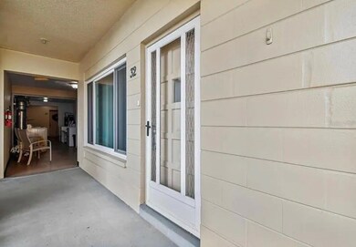 2404 Florentine Way unit 32, Clearwater, FL 33763 - photo 2