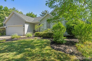 5248 Green Pine Ct SE, Grand Rapids, MI 49508 - photo 2