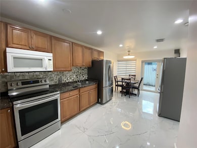 11564 SW 7th St, Miami, FL 33174 - photo 5