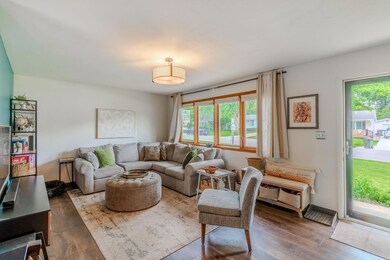 2027 White Way, Cedar Falls, IA 50613 - photo 4