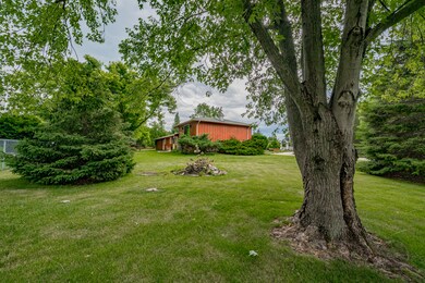 11S771 Mcgrath Ln, Naperville, IL 60564 - photo 5