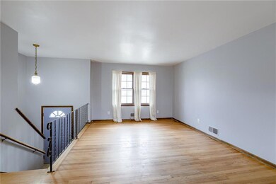 6518 Larsen Ln, Shawnee, KS 66203 - photo 5