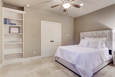 2418 Ralph St unit C, Houston, TX 77006 - photo 5
