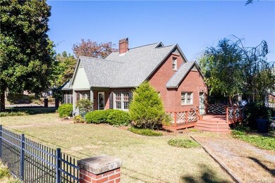 136 Park St, Statesville, NC 28677 - photo 2