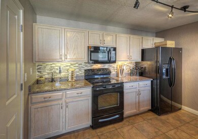 Kitchen (1)