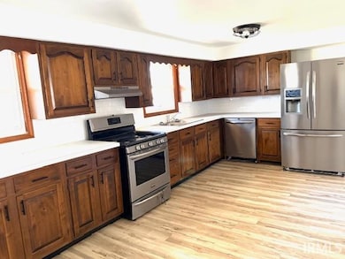 10470 Garfield St, Cynthiana, IN 47612 - photo 3