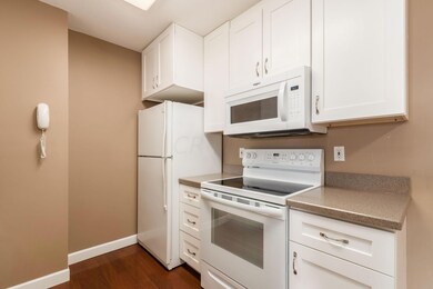 010__F 8364 Sable Crossing012