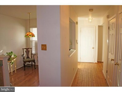 195 Nottingham Ct, Glen Mills, PA 19342 - photo 2