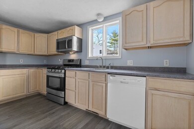 216 Forest St, Rockland, MA 02370 - photo 6