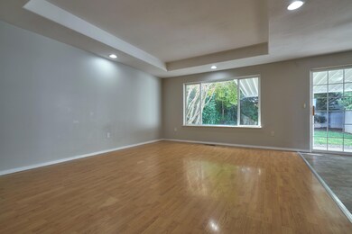 541 Brittni Ln, Central Point, OR 97502 - photo 5