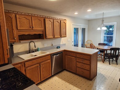 2035 Sherman Dr, Columbus, IN 47203 - photo 5