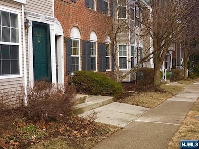 2239 Margaret Ct, Mahwah, NJ 07430 - photo 2