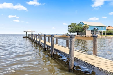 119 Vermilion Bay Ln, Franklin, LA 70538 - photo 2