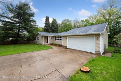 05-6470-Green-Rd-Haslett-MI-48840-Window