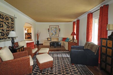 Spacious front Living Room