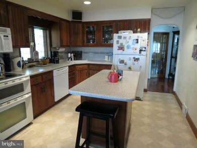 1636 W High St, Haddon Heights, NJ 08035 - photo 4