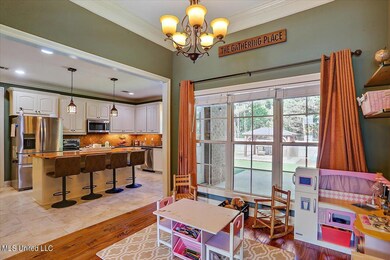 12-112 Meadow Park Dr