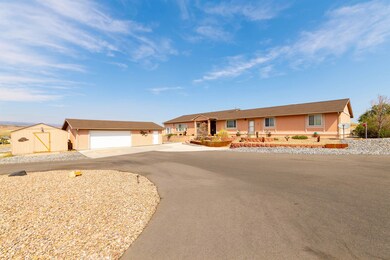 33376 Mill Tailing Rd, Whitewater, CO 81527 - photo 2