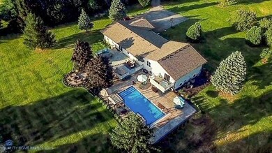 10226 Arizona St, Crown Point, IN 46307 - photo 6