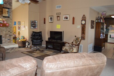 31810 Cypress Cir, Waller, TX 77484 - photo 3