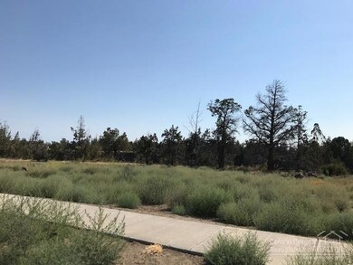 936 NW 13th St, Redmond, OR 97756 - photo 5