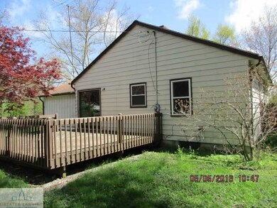 3904 S Deerfield Ave, Lansing, MI 48911 - photo 3