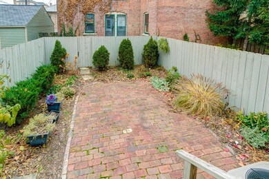 381_w_Hubbard-113