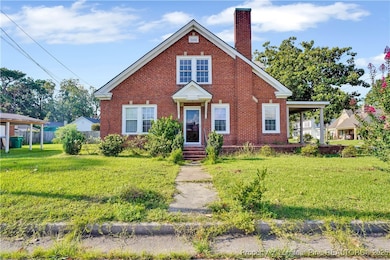 1301 N Pine St, Lumberton, NC 28358 - photo 4