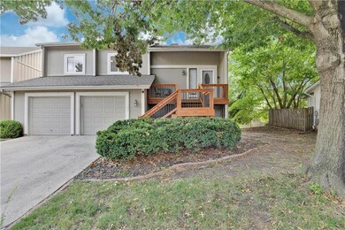 11907 W 66th Terrace, Shawnee, KS 66216 - photo 2