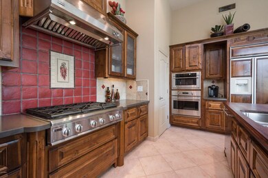 Gourmet Kitchen