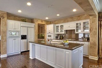 Professional Faux Painted Walls.