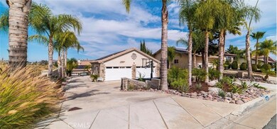 22634 Canyon Lake Dr S, Canyon Lake, CA 92587 - photo 2