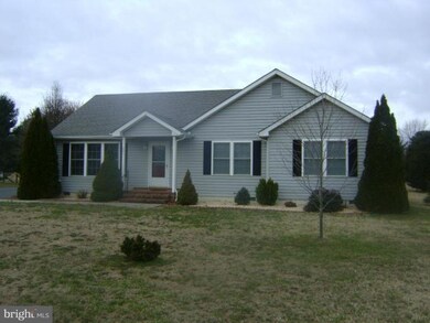 221 Duke of Kent St, Chestertown, MD 21620 - photo 2