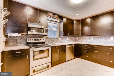 5 White Spruce Ct, Parkville, MD 21234 - photo 2