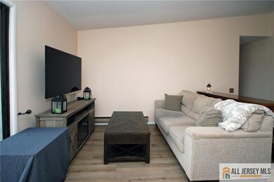 277 Crosse Dr unit 3J, Monroe, NJ 08831 - photo 7