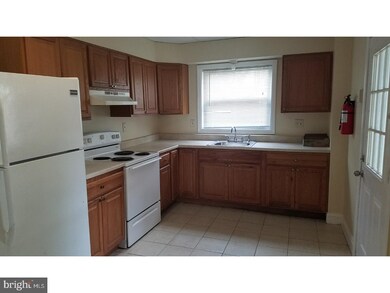 349 Union Aly, Pottstown, PA 19464 - photo 2